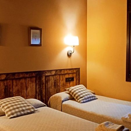 Casas Rurales Entrecastanos Onís Extérieur photo