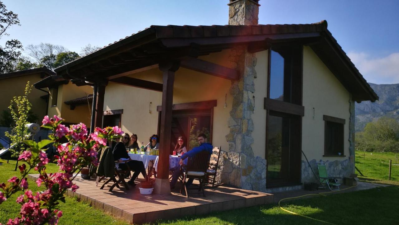 Casas Rurales Entrecastanos Onís Extérieur photo