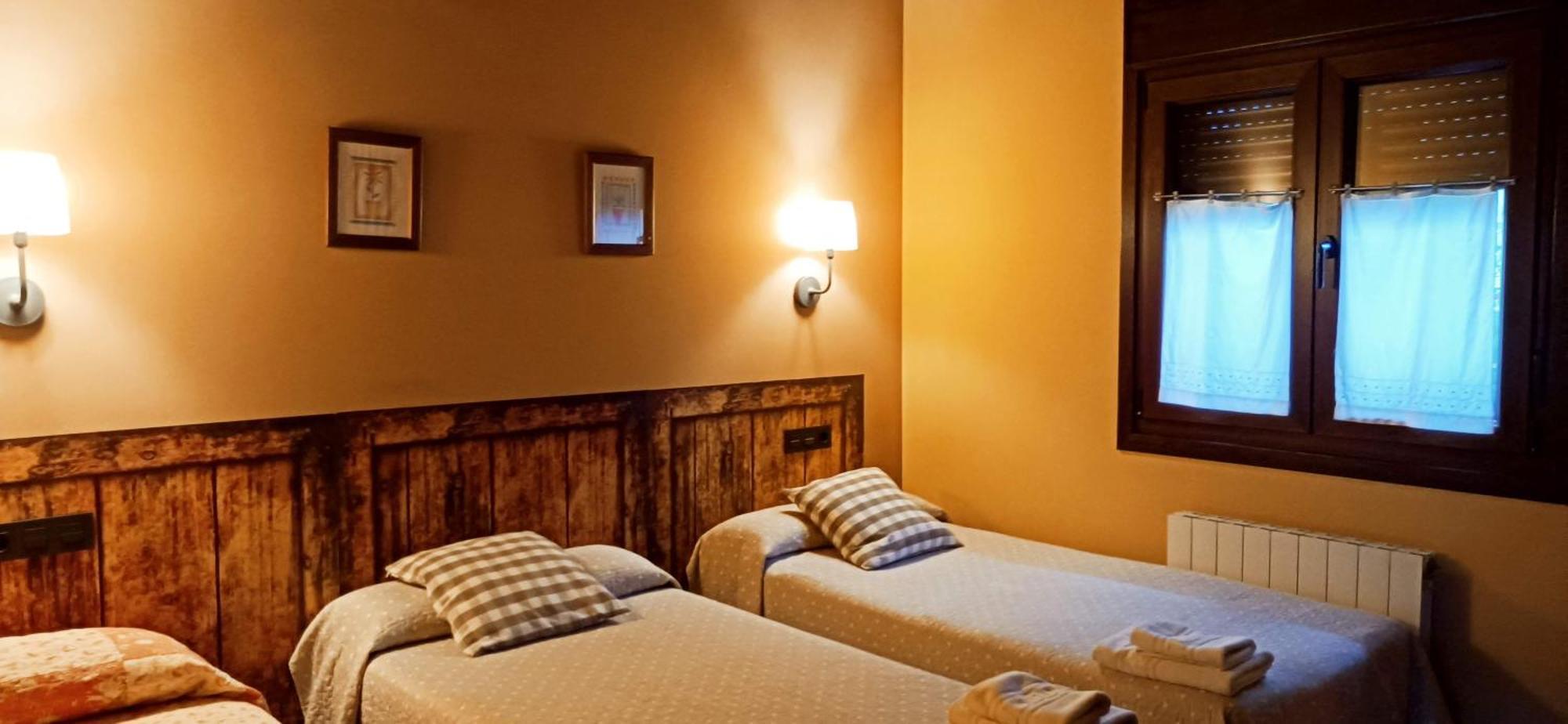 Casas Rurales Entrecastanos Onís Extérieur photo