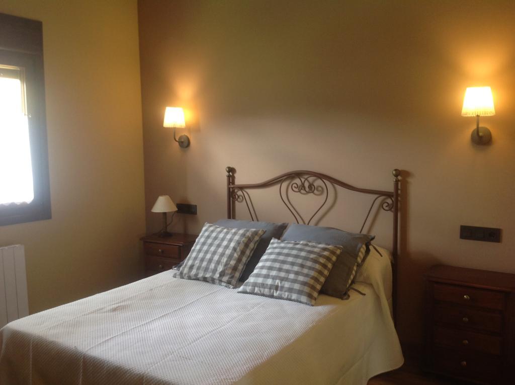 Casas Rurales Entrecastanos Onís Extérieur photo