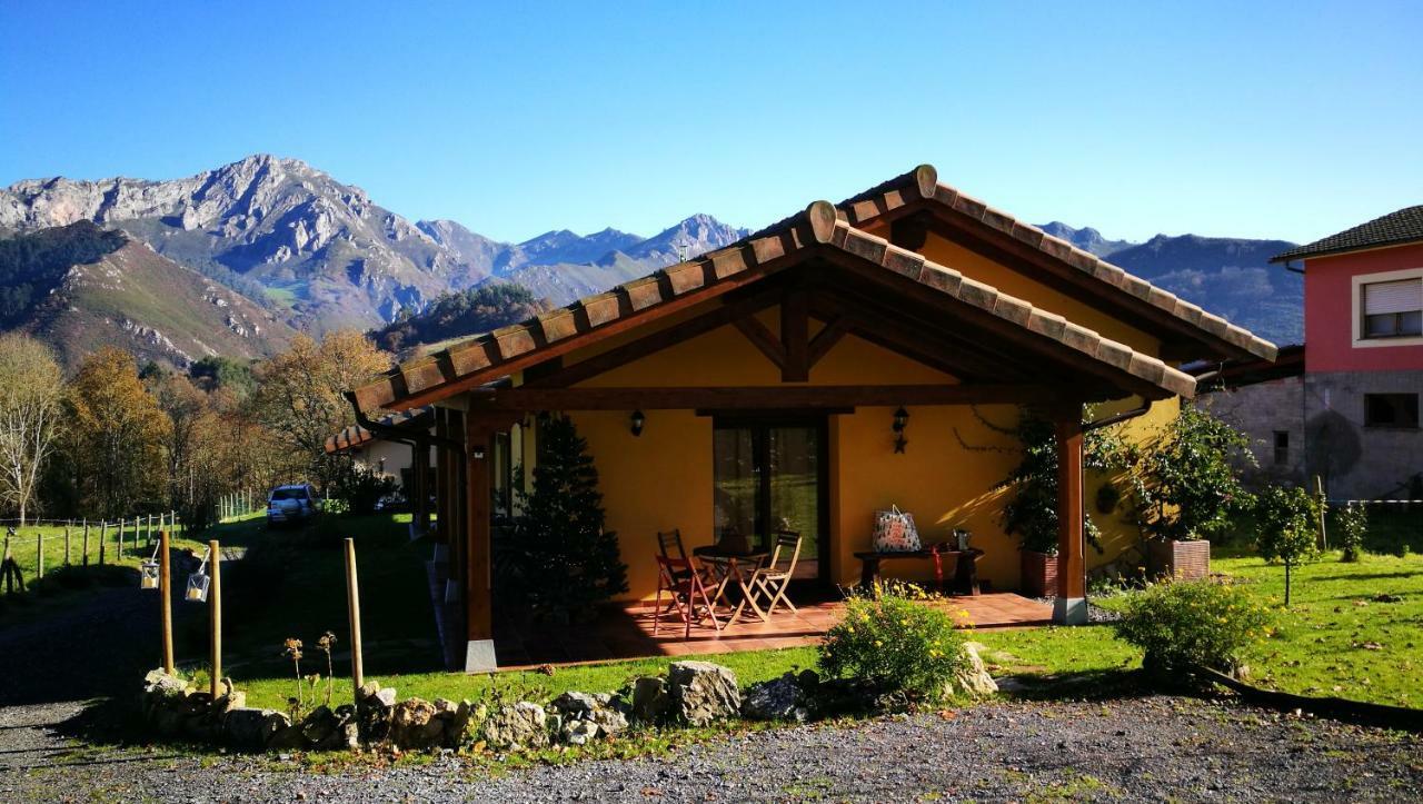 Casas Rurales Entrecastanos Onís Extérieur photo